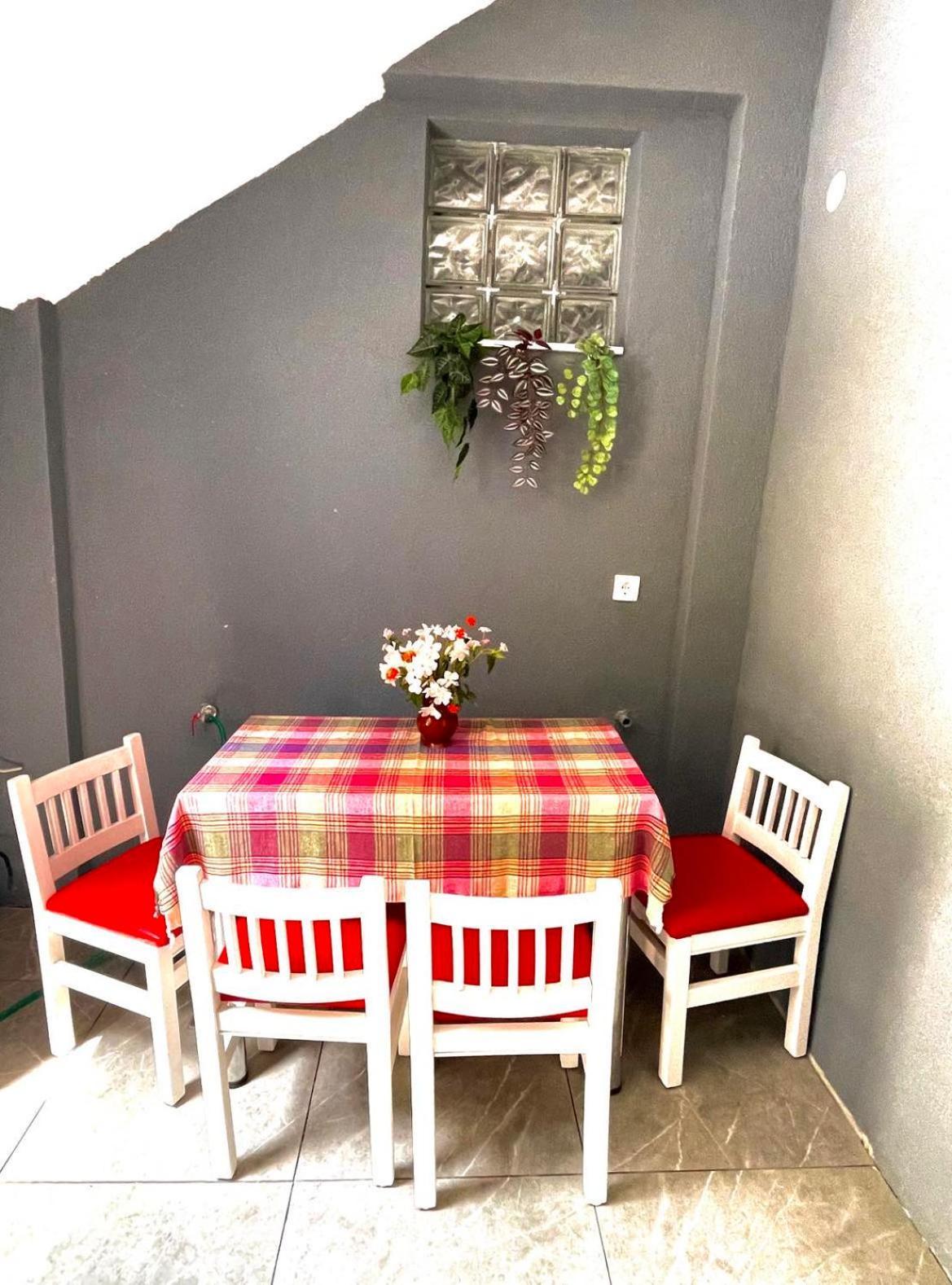 Apartment Adel Mostar Esterno foto