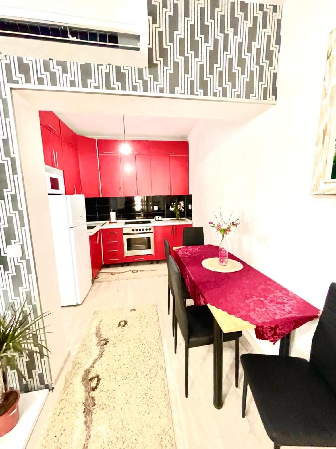 Apartment Adel Mostar Esterno foto