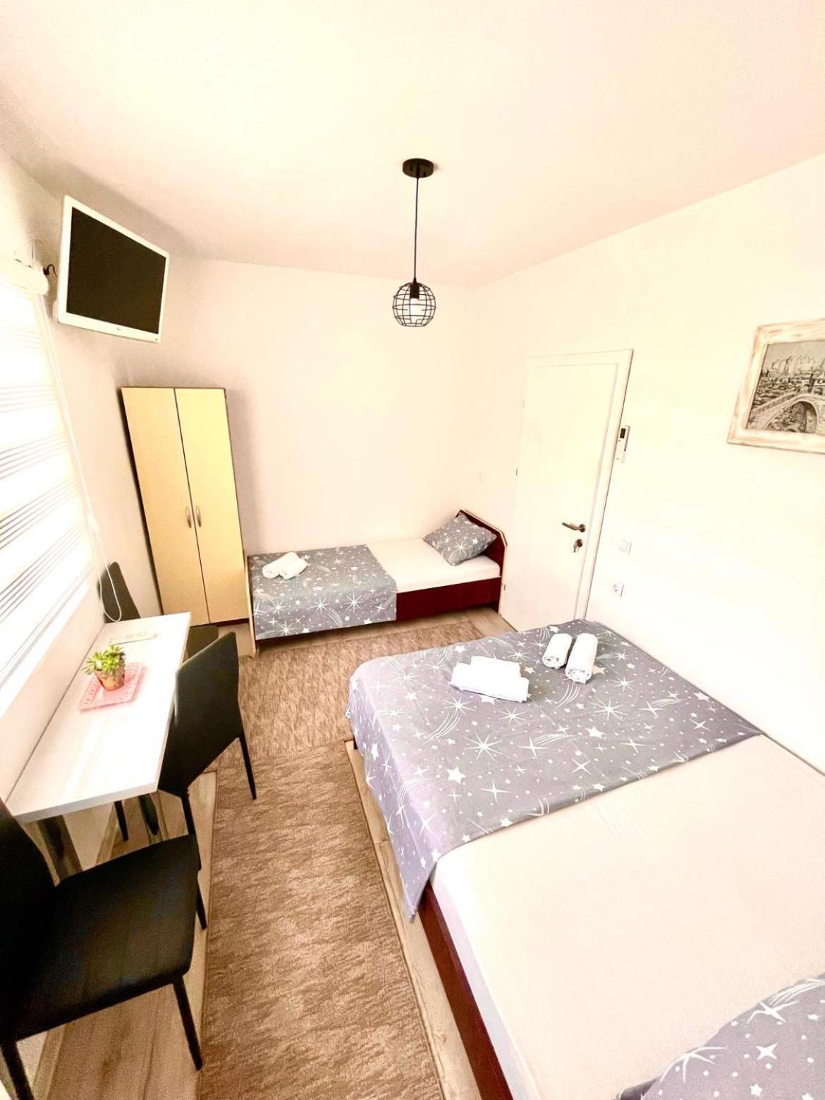 Apartment Adel Mostar Esterno foto
